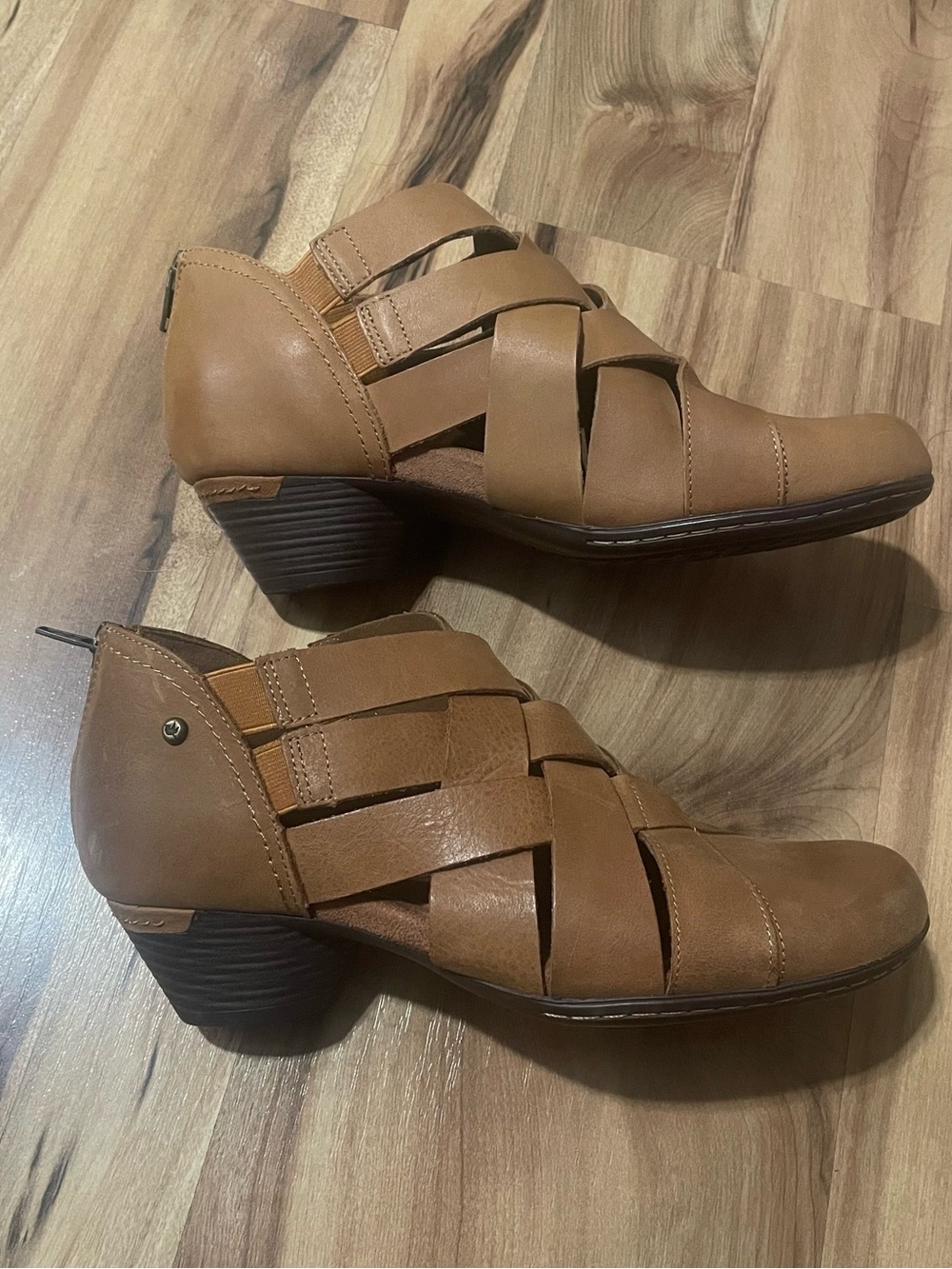 Cobb Hill Laurel Woven Leather Ankle Boots Tan Strappy Cage Heel Sz 8
